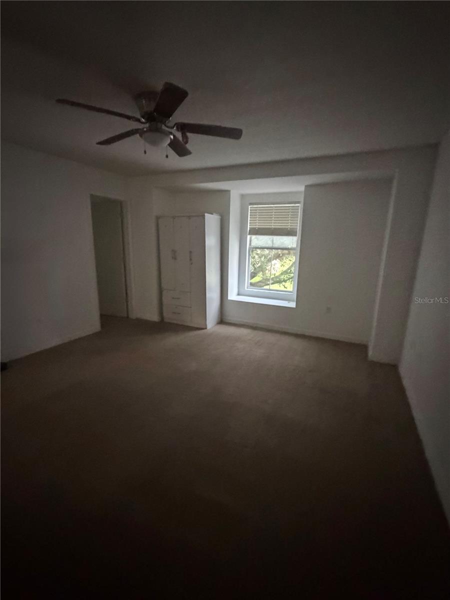 4533 LIMERICK DR — photo 4