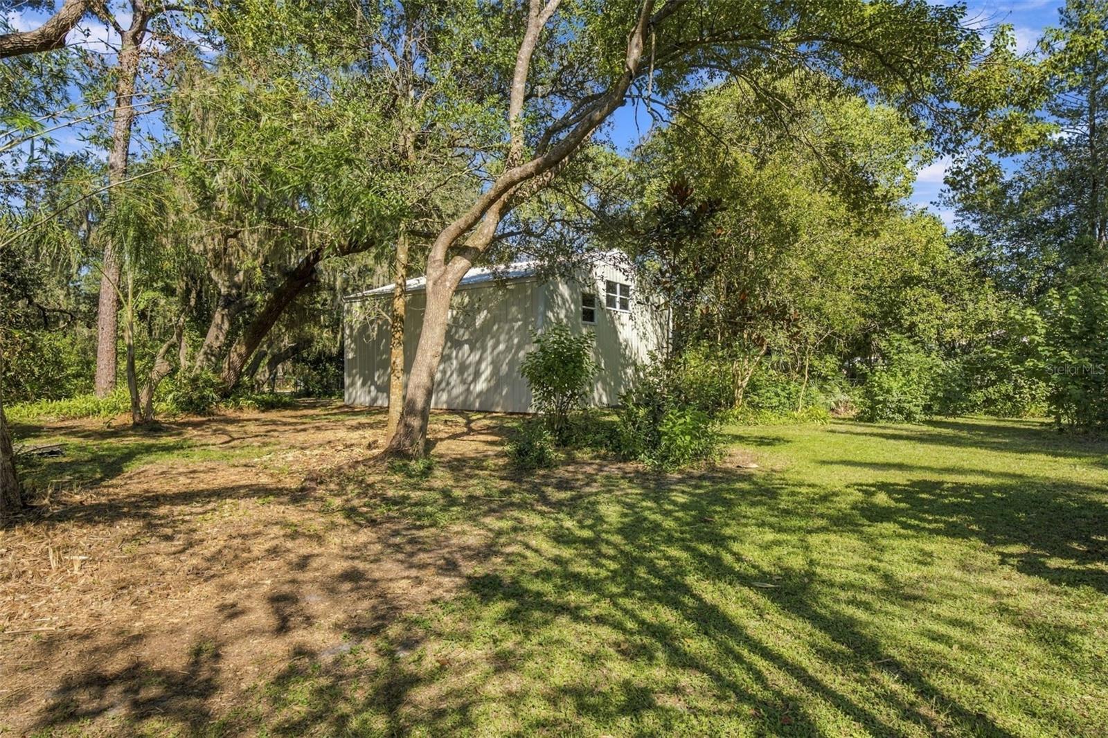 19709 HIAWATHA RD — photo 39