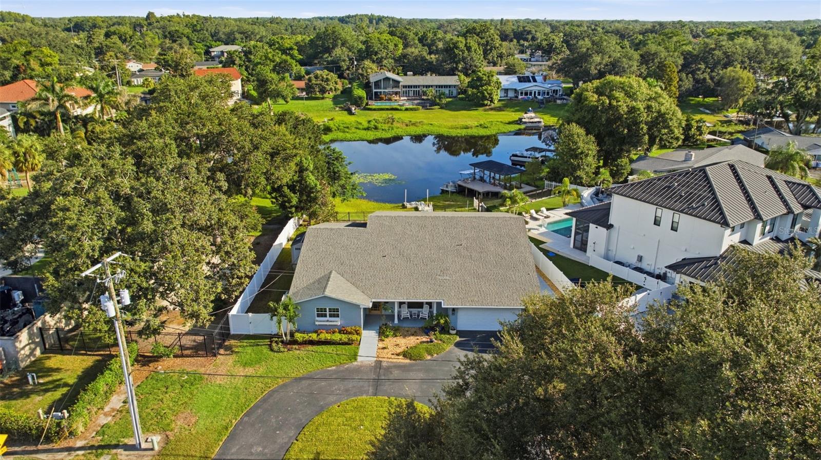 10715 CARROLLWOOD DR — photo 41