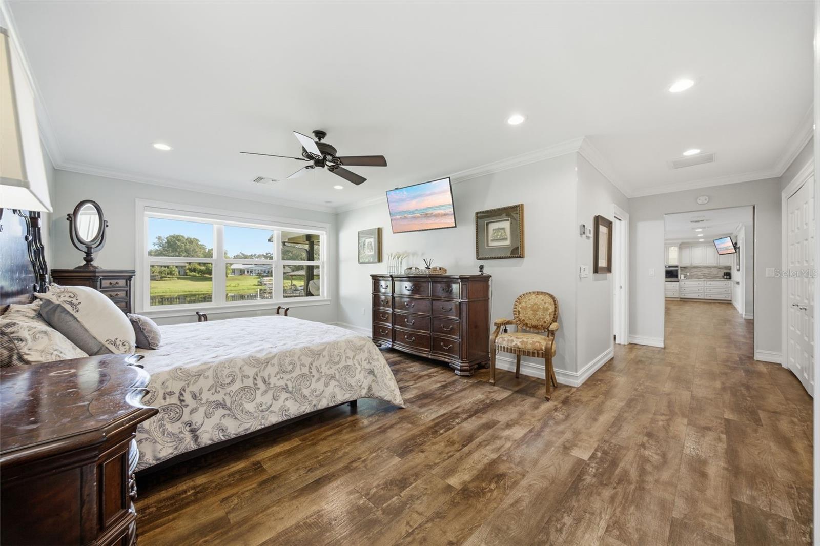 10715 CARROLLWOOD DR — photo 14