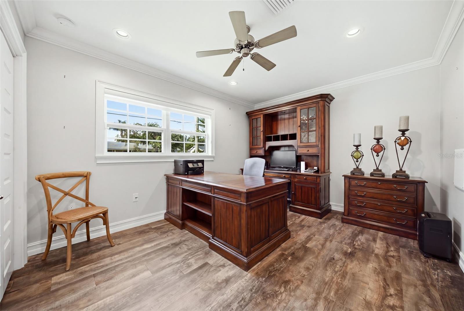 10715 CARROLLWOOD DR — photo 22