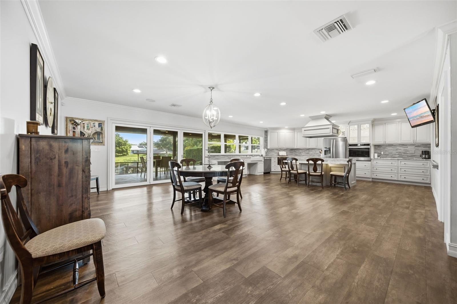 10715 CARROLLWOOD DR — photo 7