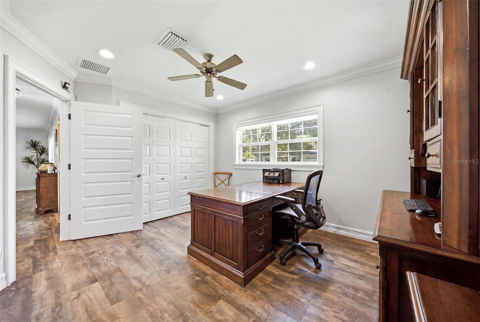 10715 CARROLLWOOD DR — photo 23