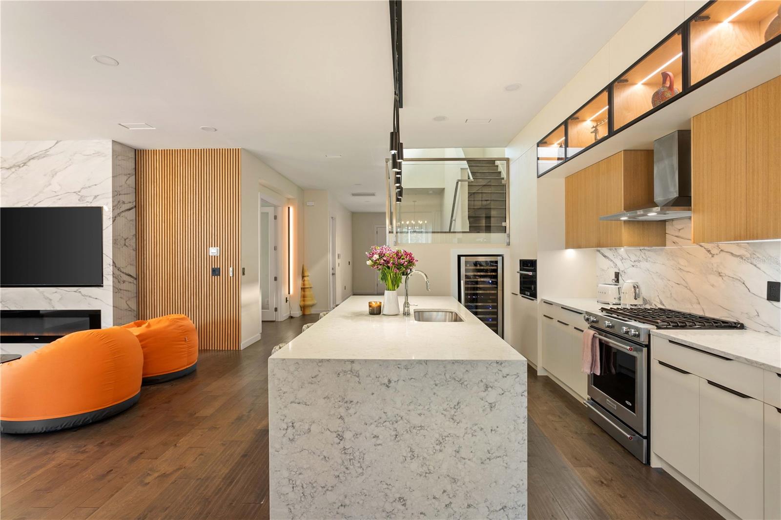 3207 W PAUL AVE — photo 26