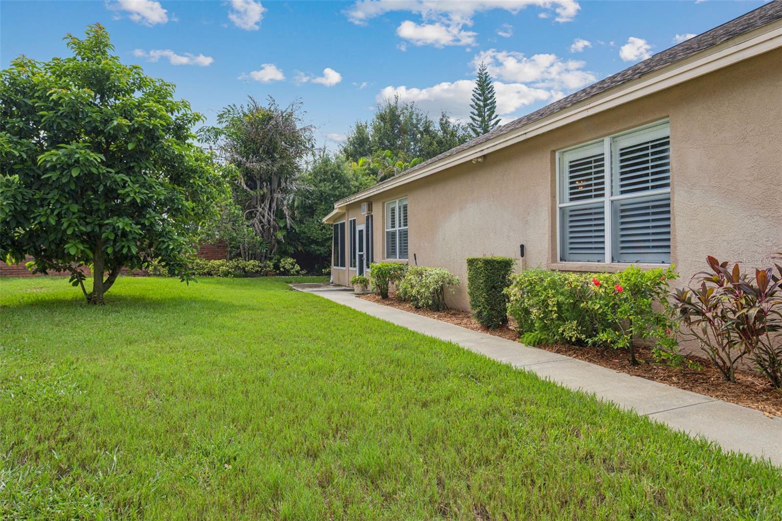 9703 HIDDEN COVE CT — photo 29