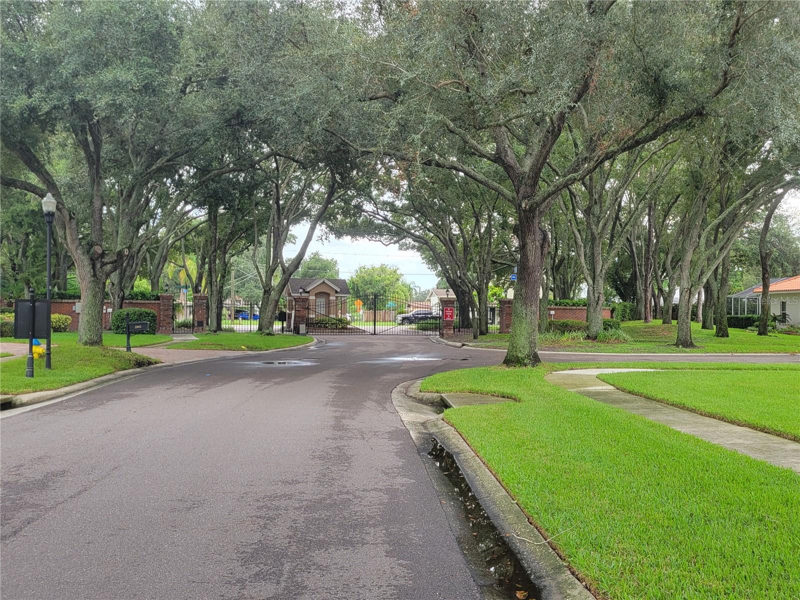 9703 HIDDEN COVE CT — photo 41