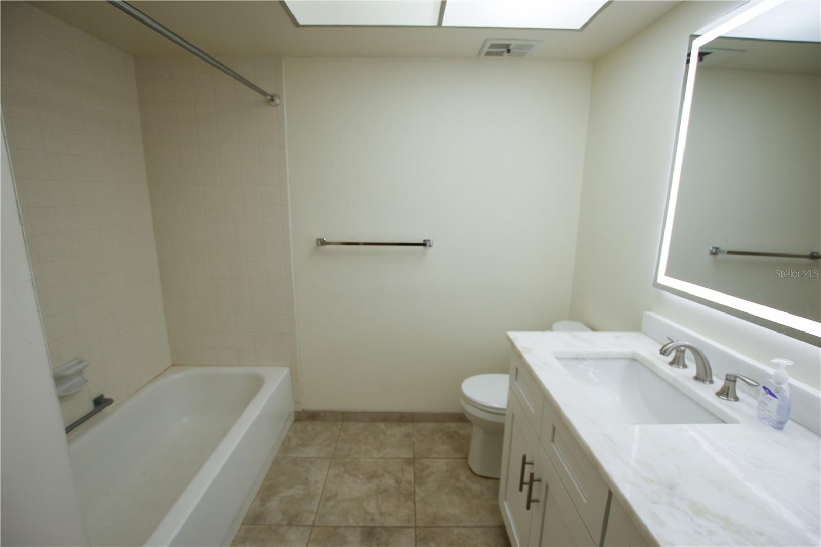 2360 SHELLY DR #B — photo 36