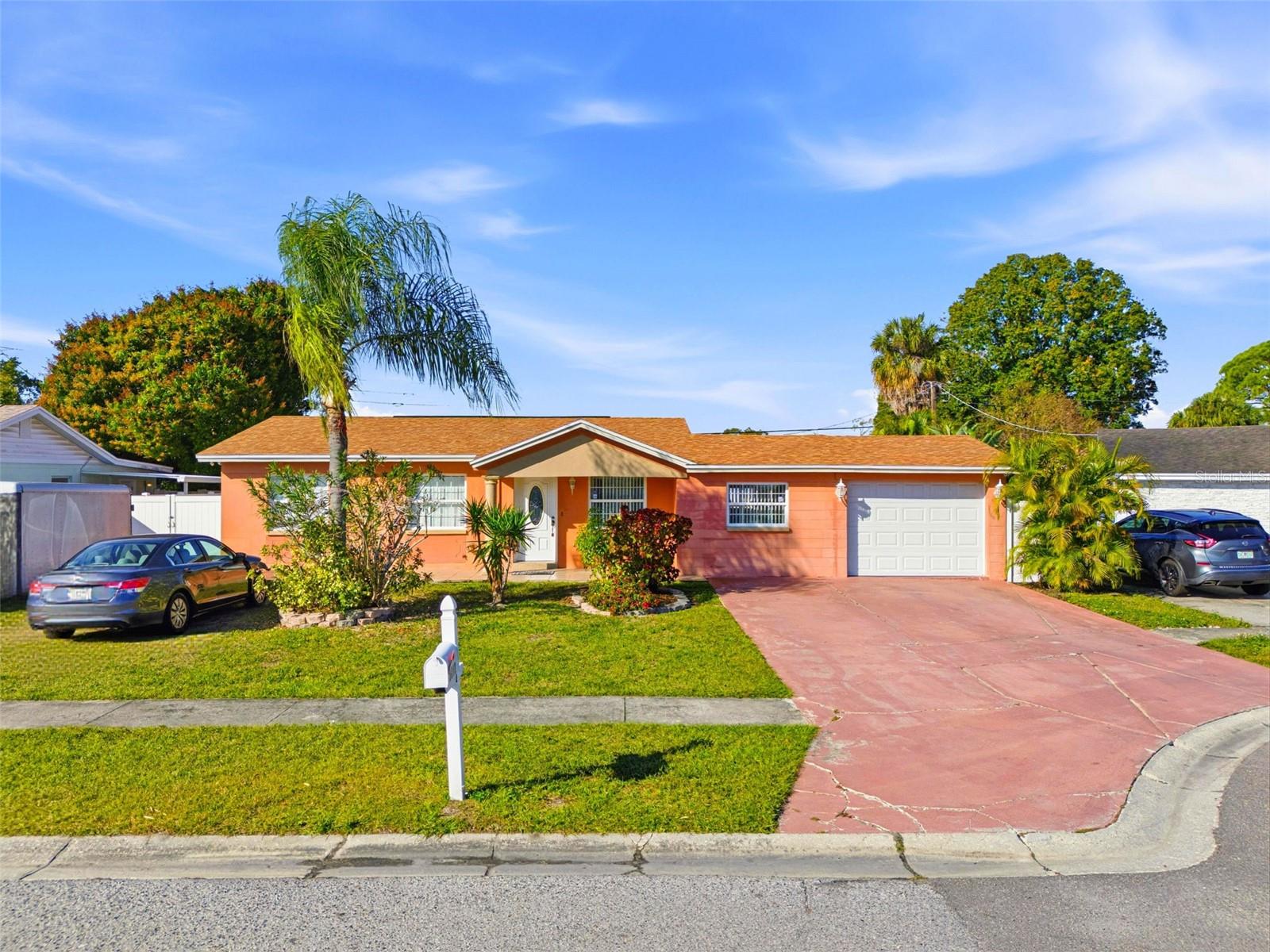 4914 HOLIDAY DR — photo 24