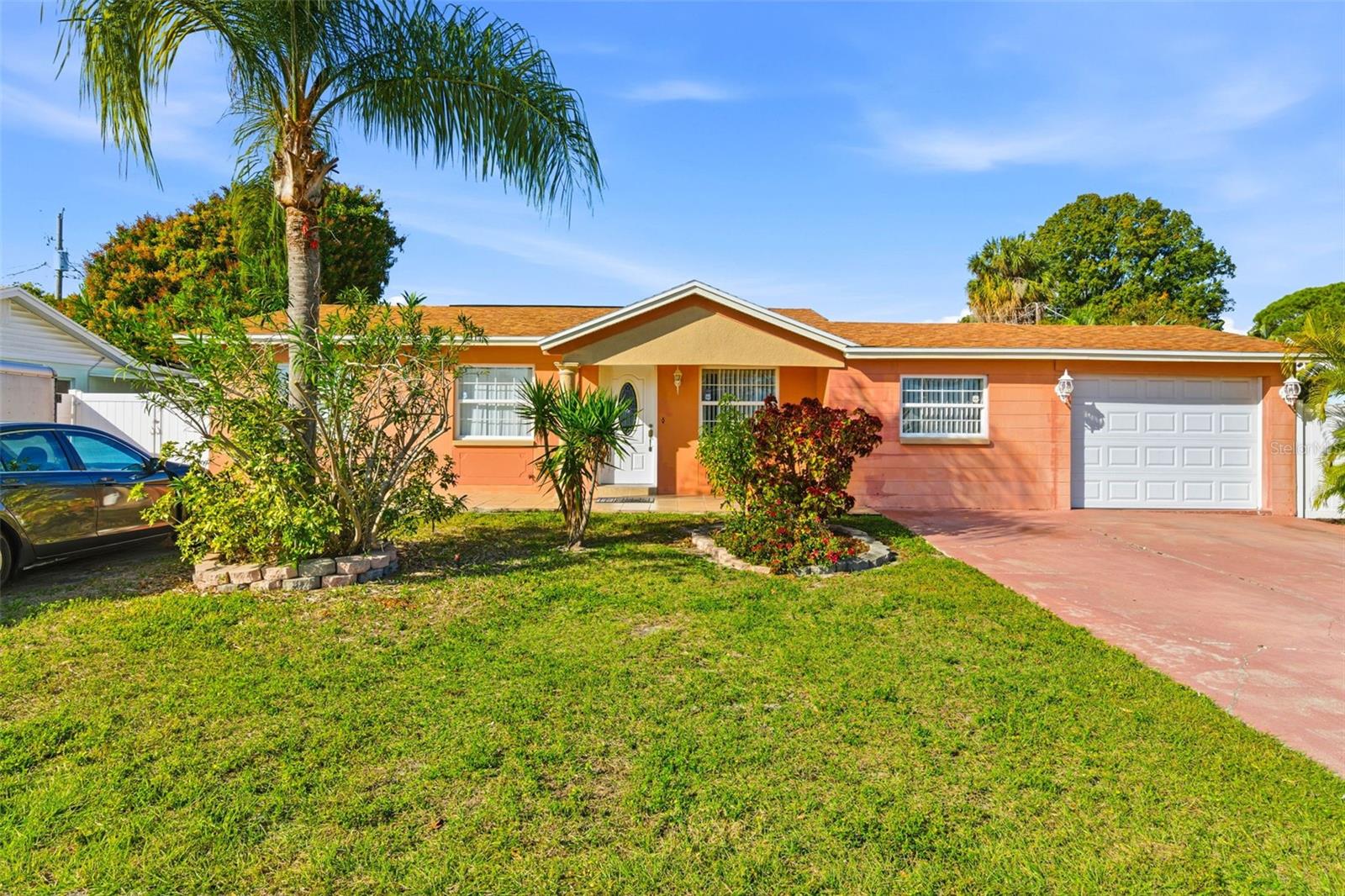 4914 HOLIDAY DR — photo 43