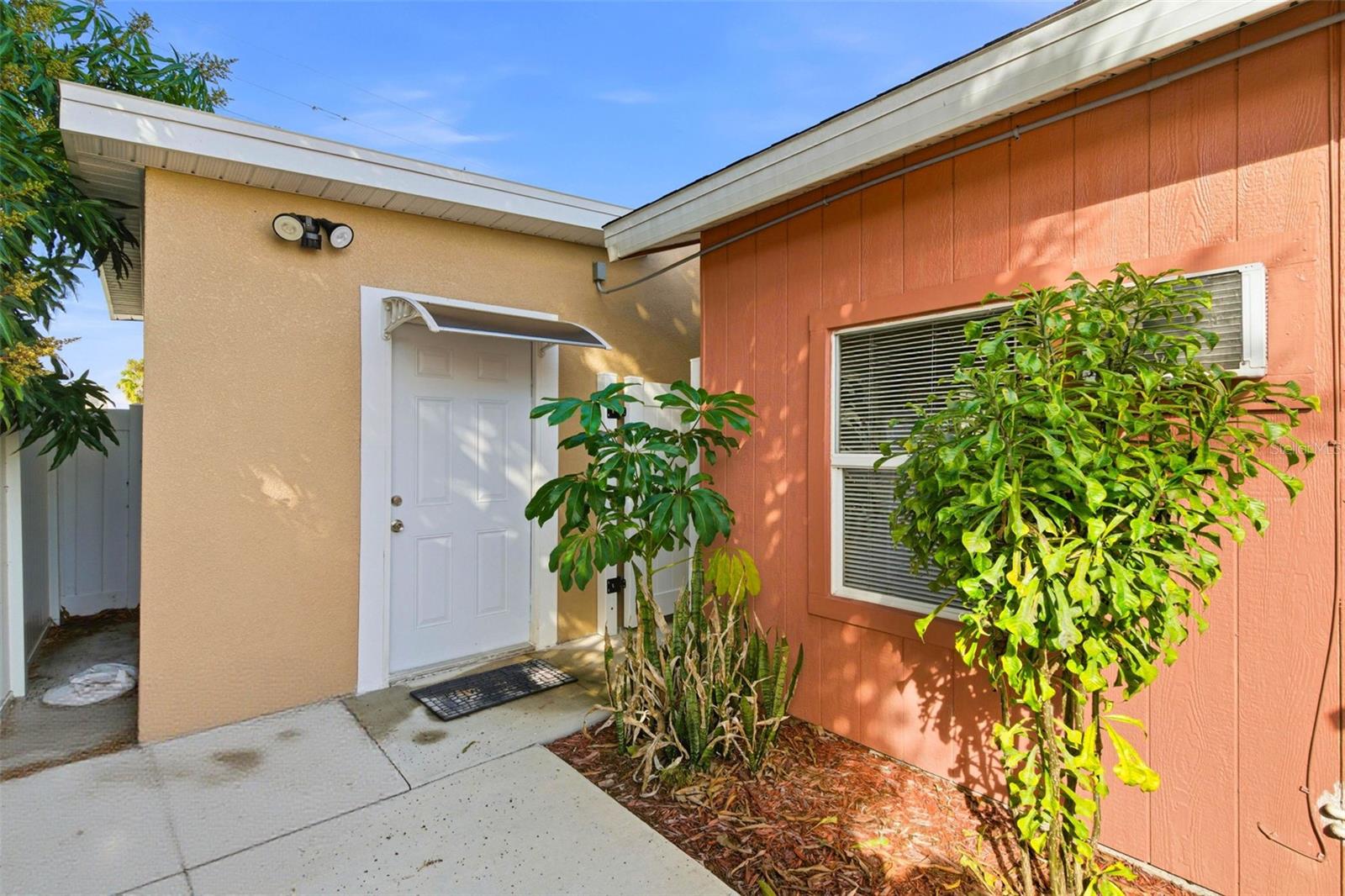 4914 HOLIDAY DR — photo 21