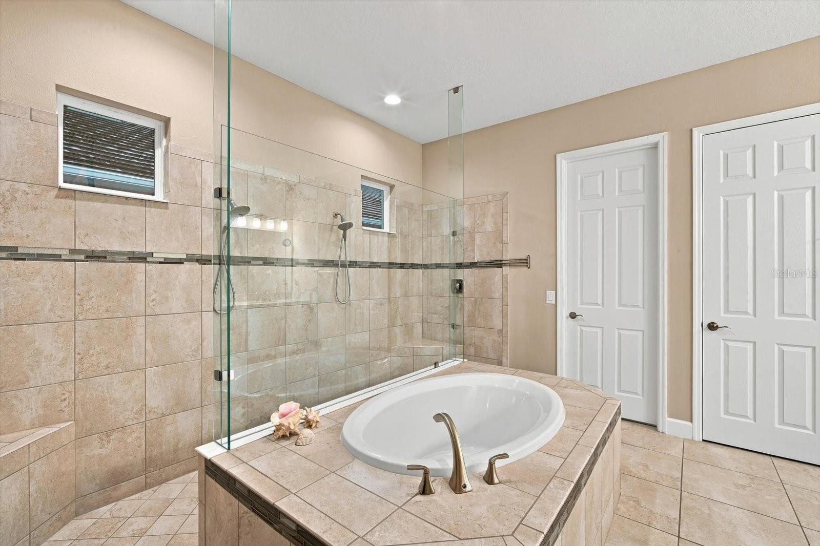 3816 BONFIRE DR — photo 27