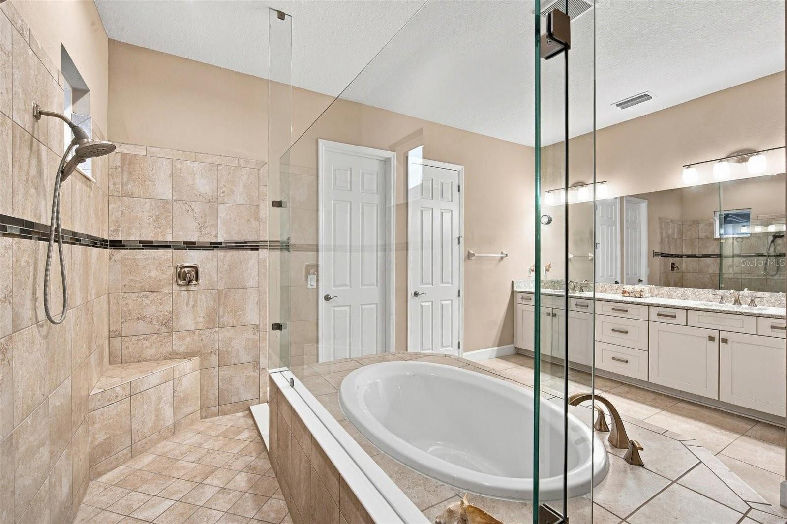 3816 BONFIRE DR — photo 28