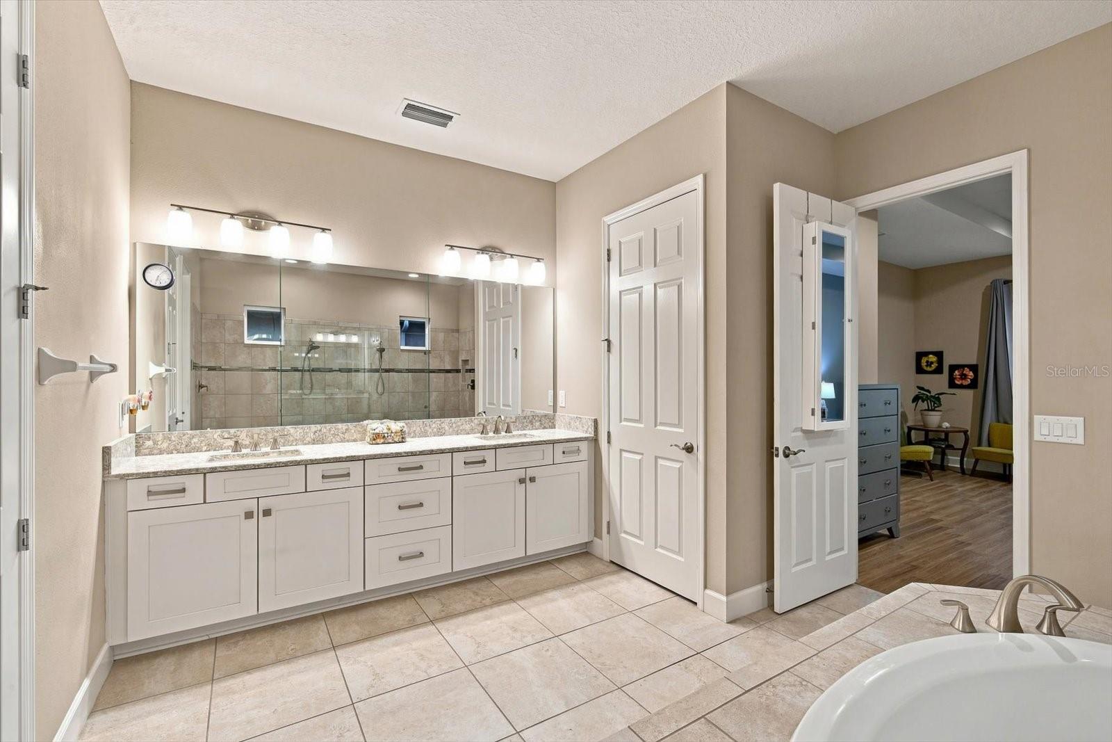 3816 BONFIRE DR — photo 29