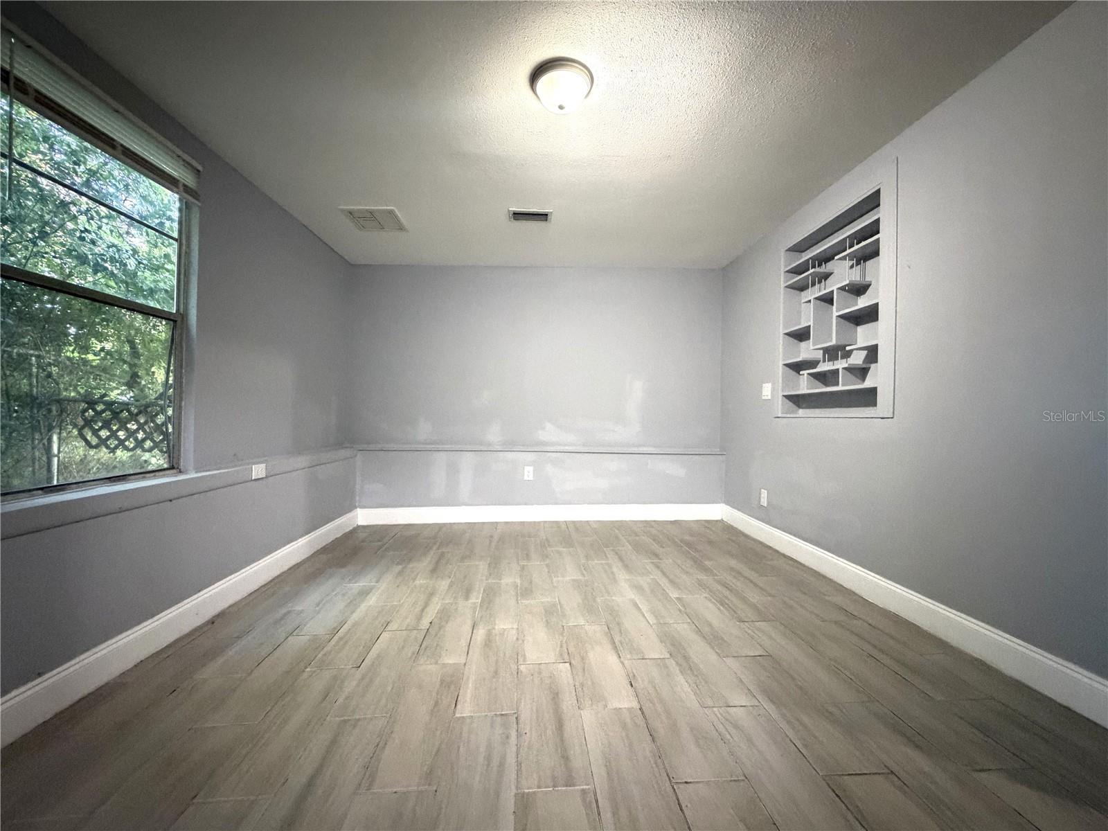 6007 CORSON AVE — photo 11