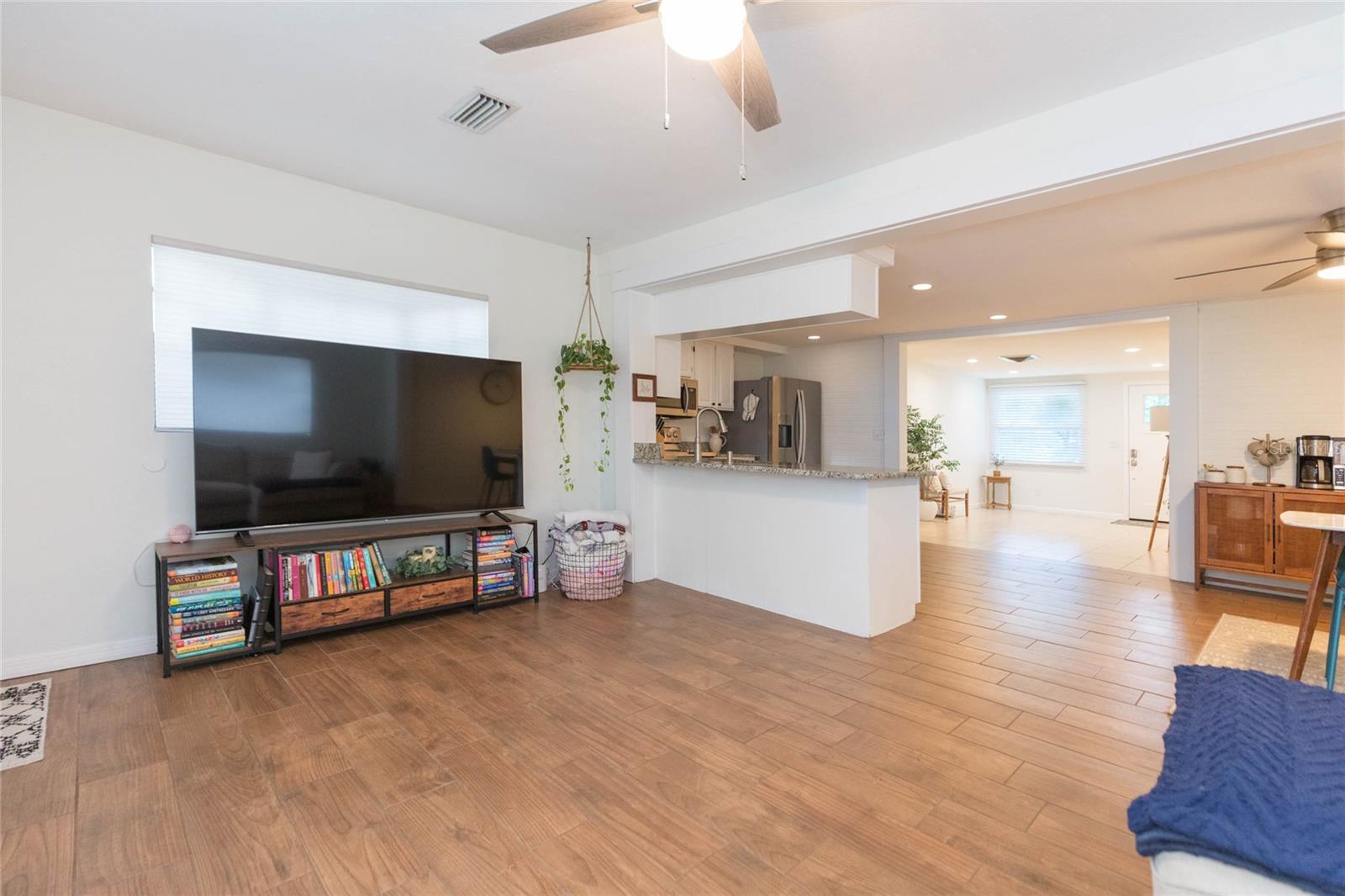 6936 COLEUS CT — photo 8