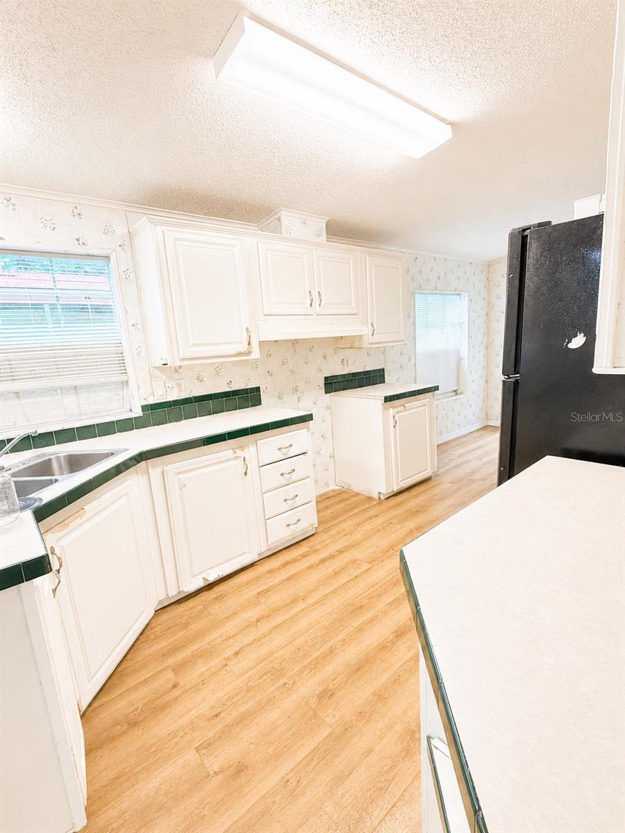 36910 SUNSHINE RD — photo 8
