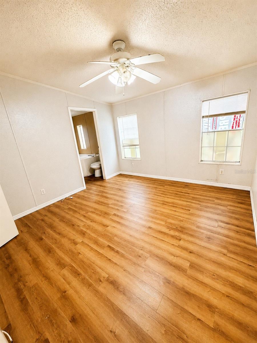36910 SUNSHINE RD — photo 10