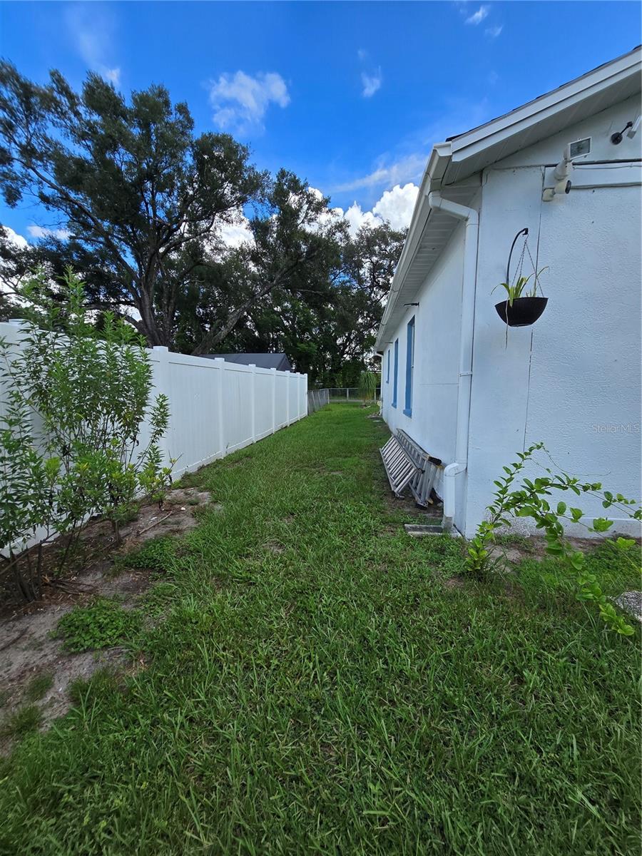 14926 LAURIE LN — photo 57