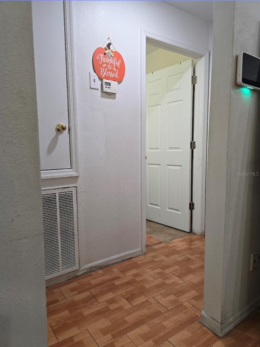 14926 LAURIE LN — photo 23