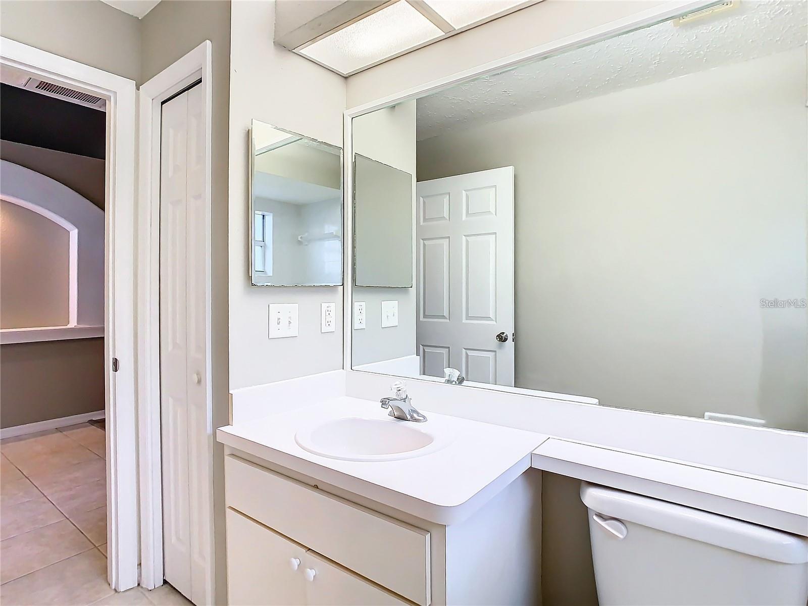 7823 FLORADORA DR — photo 24