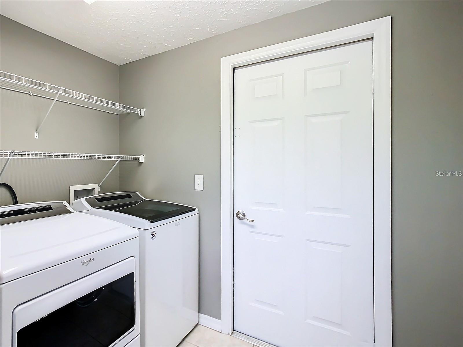 7823 FLORADORA DR — photo 36