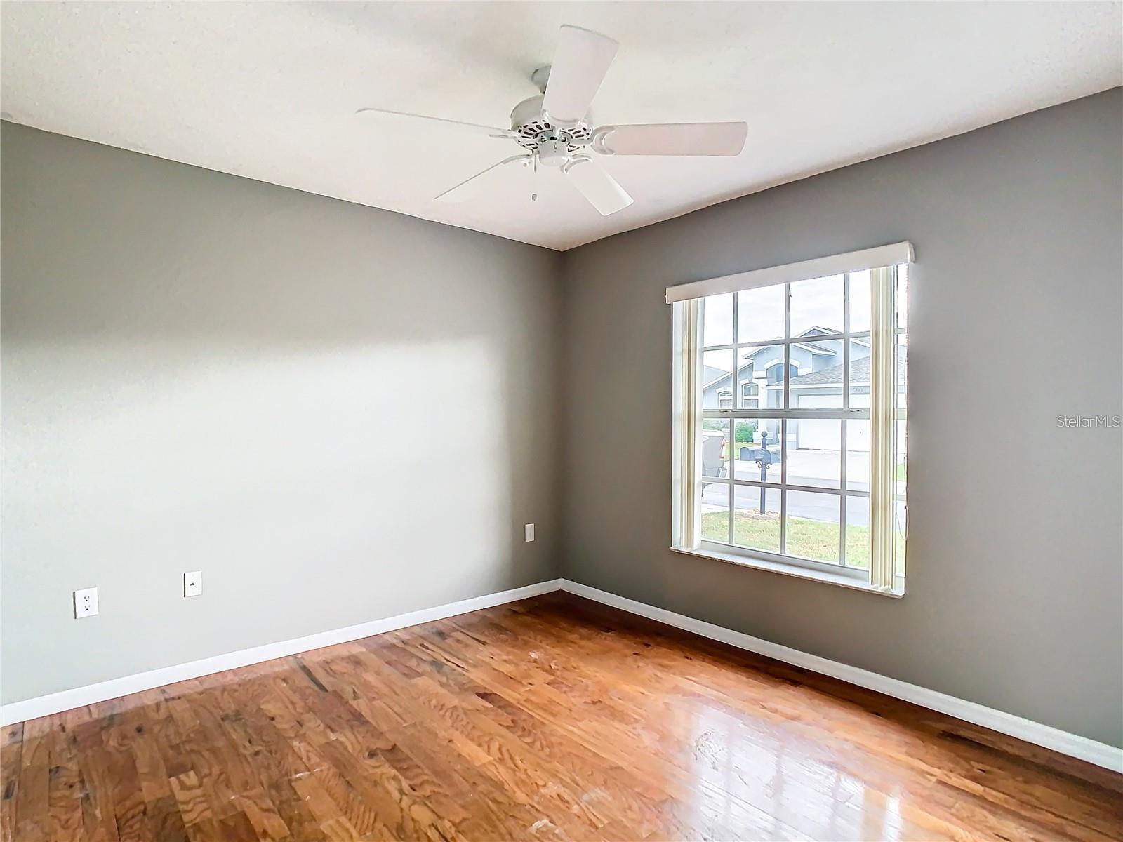 7823 FLORADORA DR — photo 19