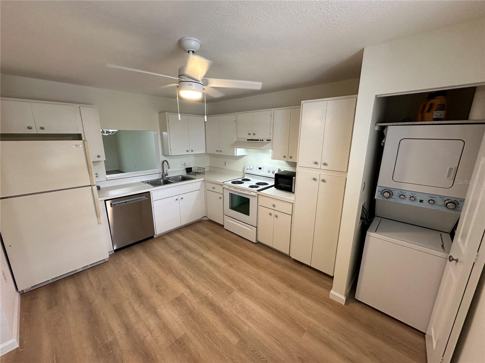 113 PINEHURST DR #113 — photo 4