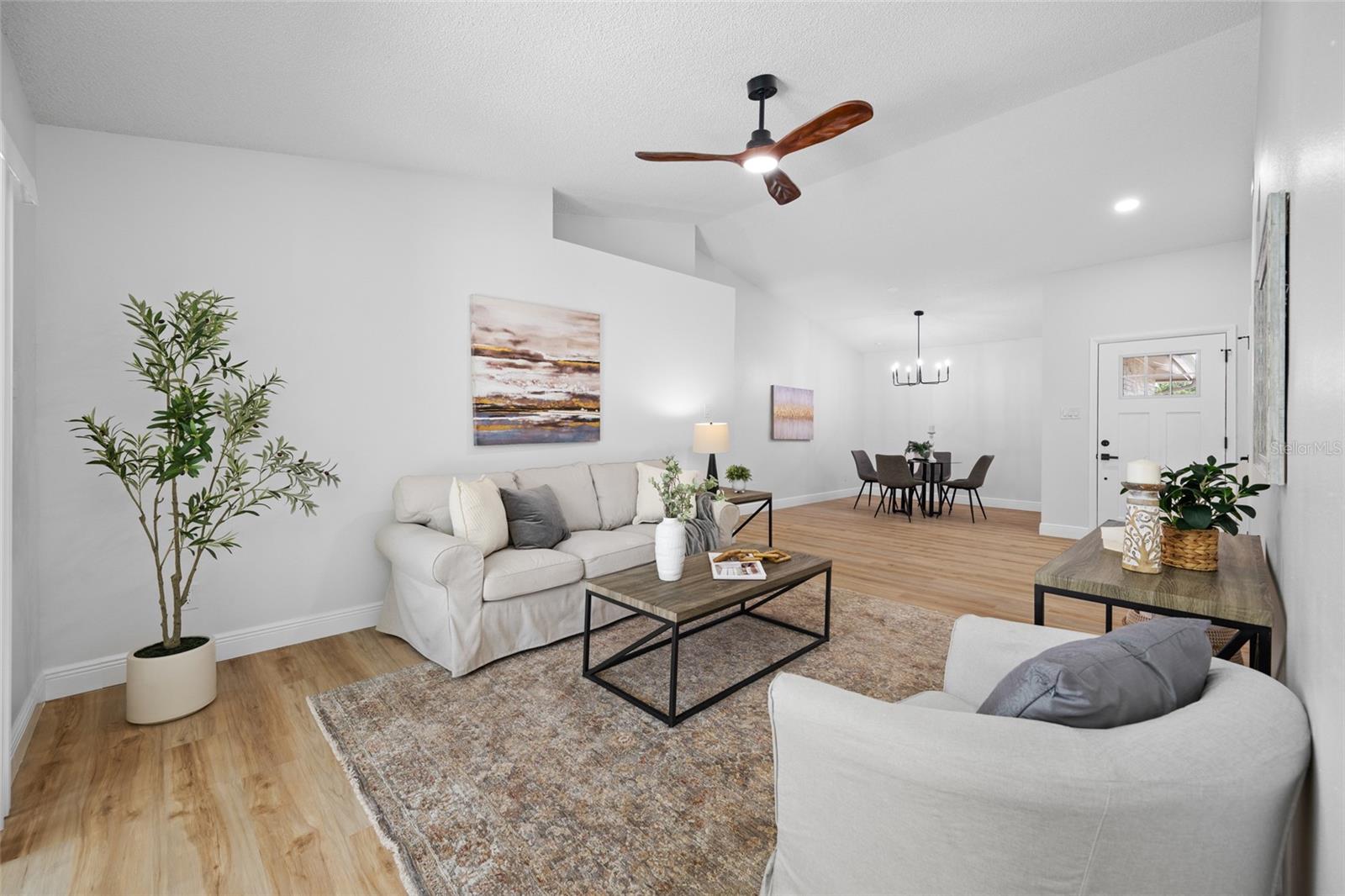 11925 CEDARFIELD DR — photo 14