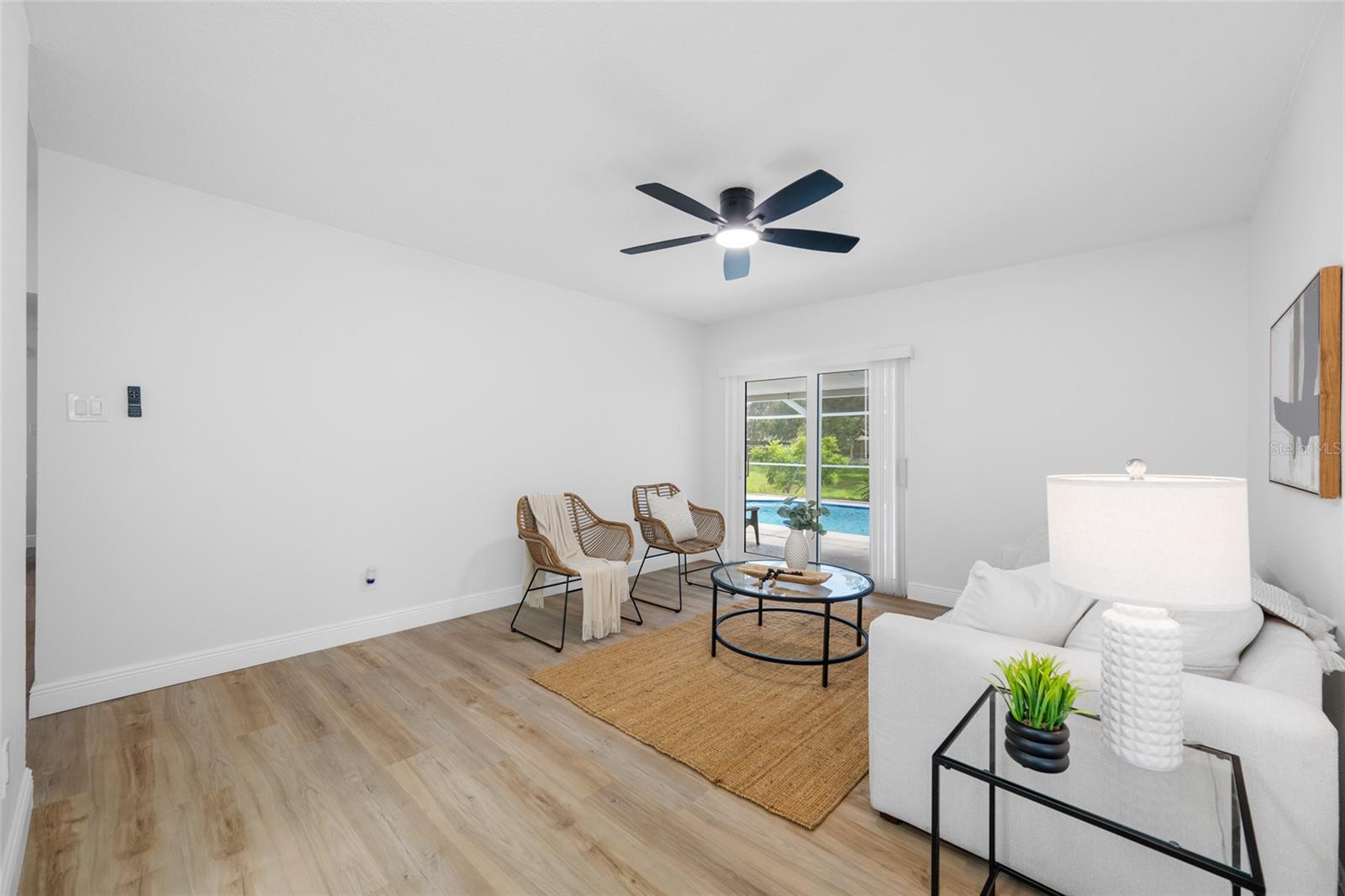 11925 CEDARFIELD DR — photo 41