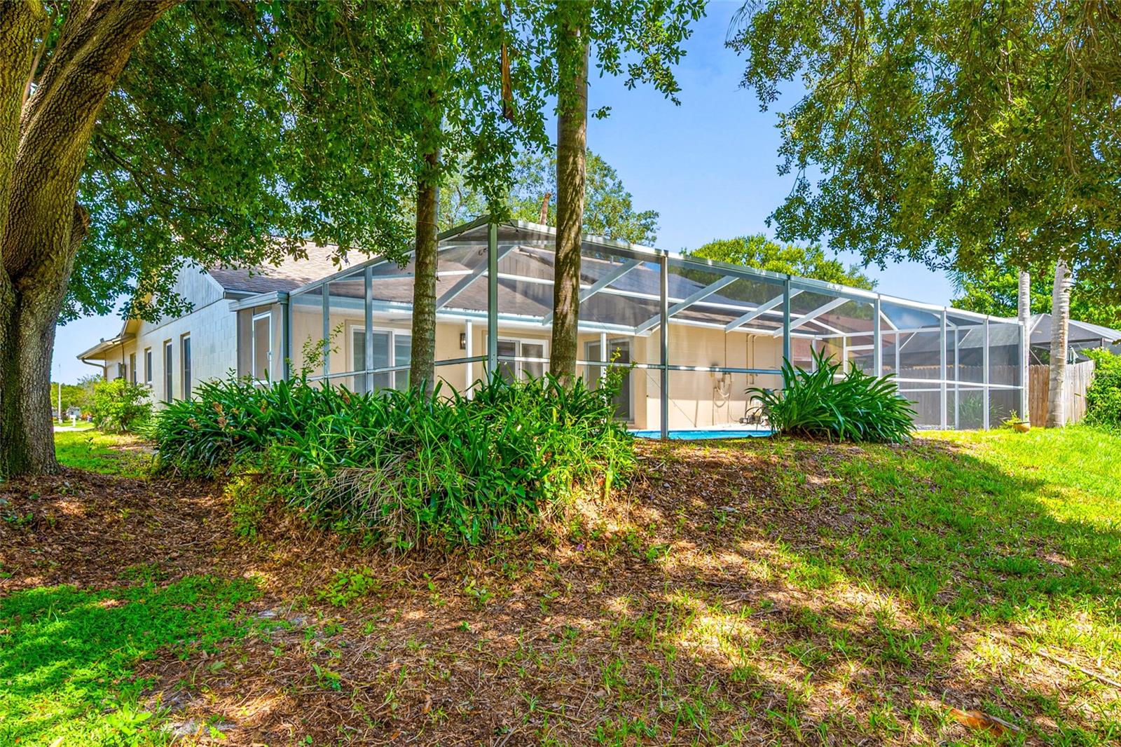 11925 CEDARFIELD DR — photo 55