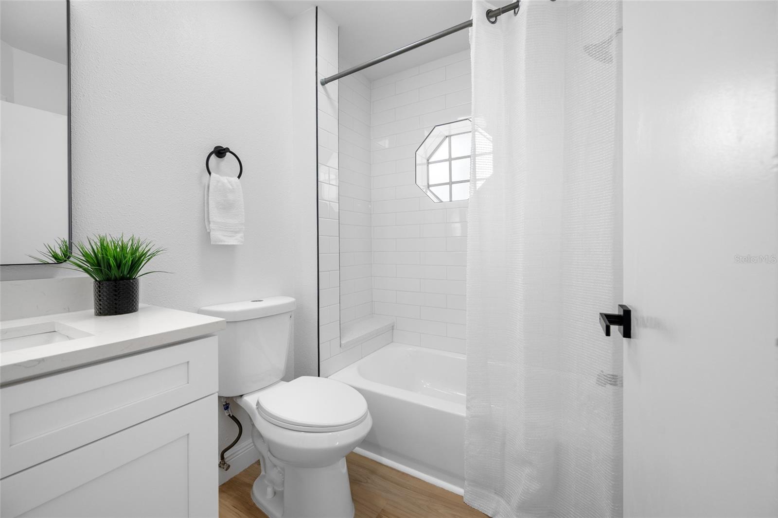 11925 CEDARFIELD DR — photo 26