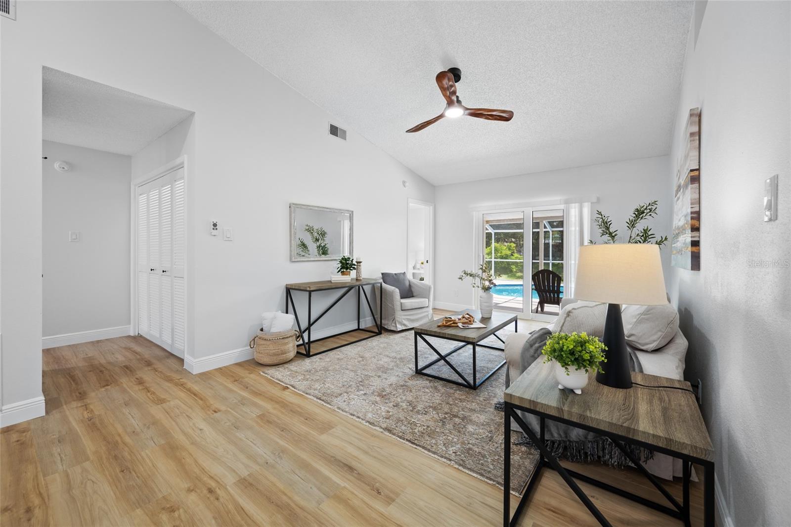 11925 CEDARFIELD DR — photo 11