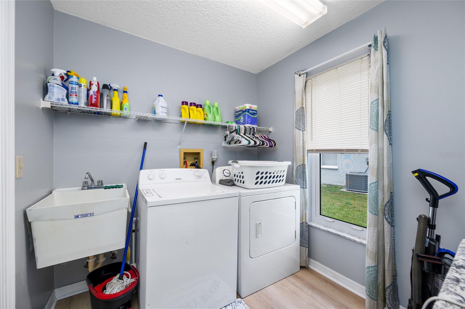 3225 HEARTHSTONE CT — photo 34