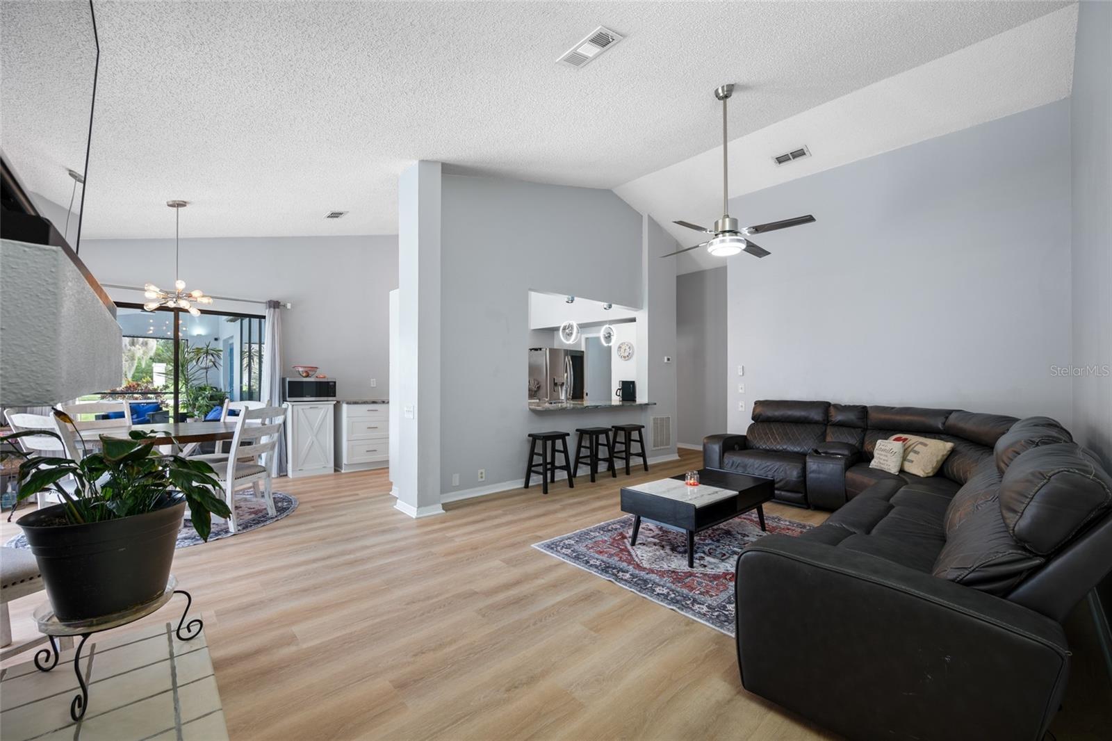 3225 HEARTHSTONE CT — photo 10