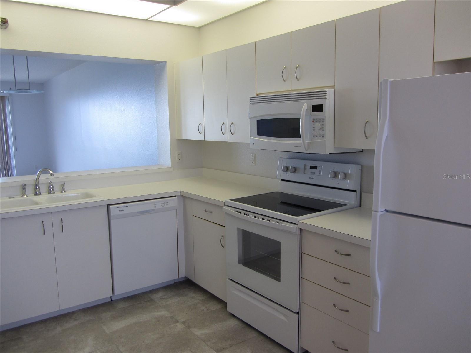 7882 SAILBOAT KEY BLVD S #405 — photo 9