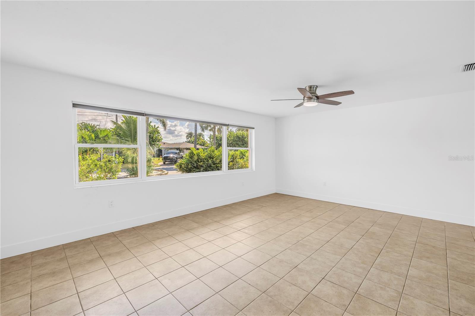 2053 DOLPHIN BLVD S — photo 6