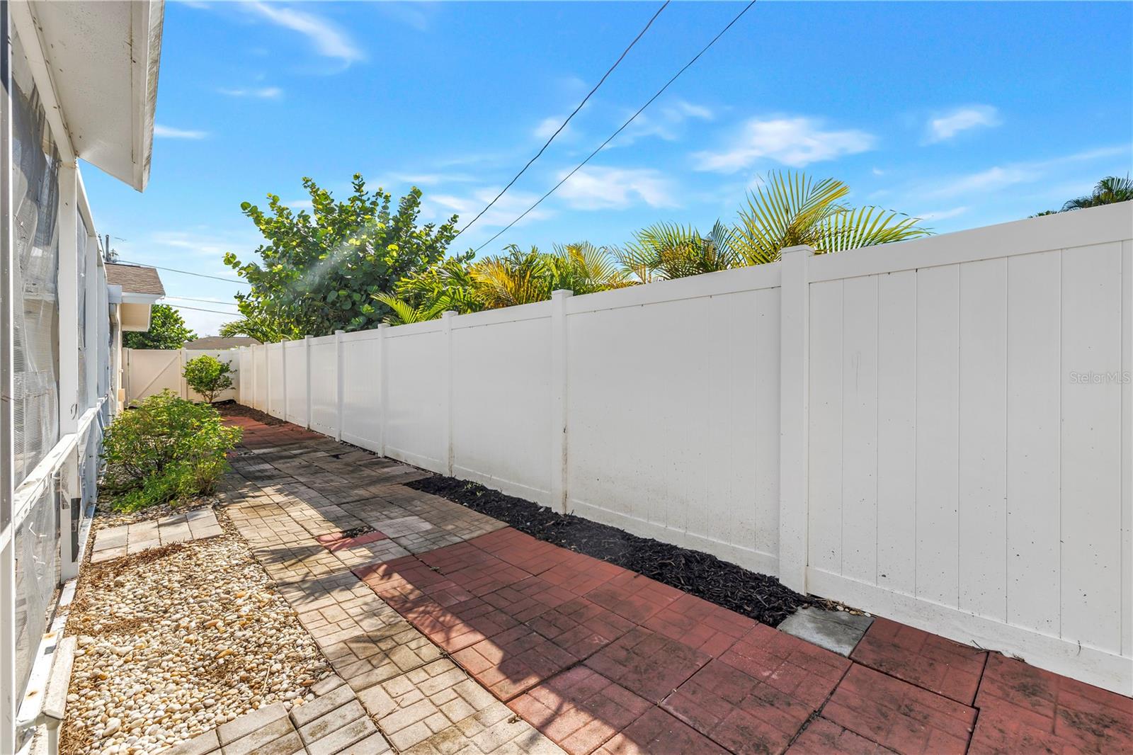 2053 DOLPHIN BLVD S — photo 52