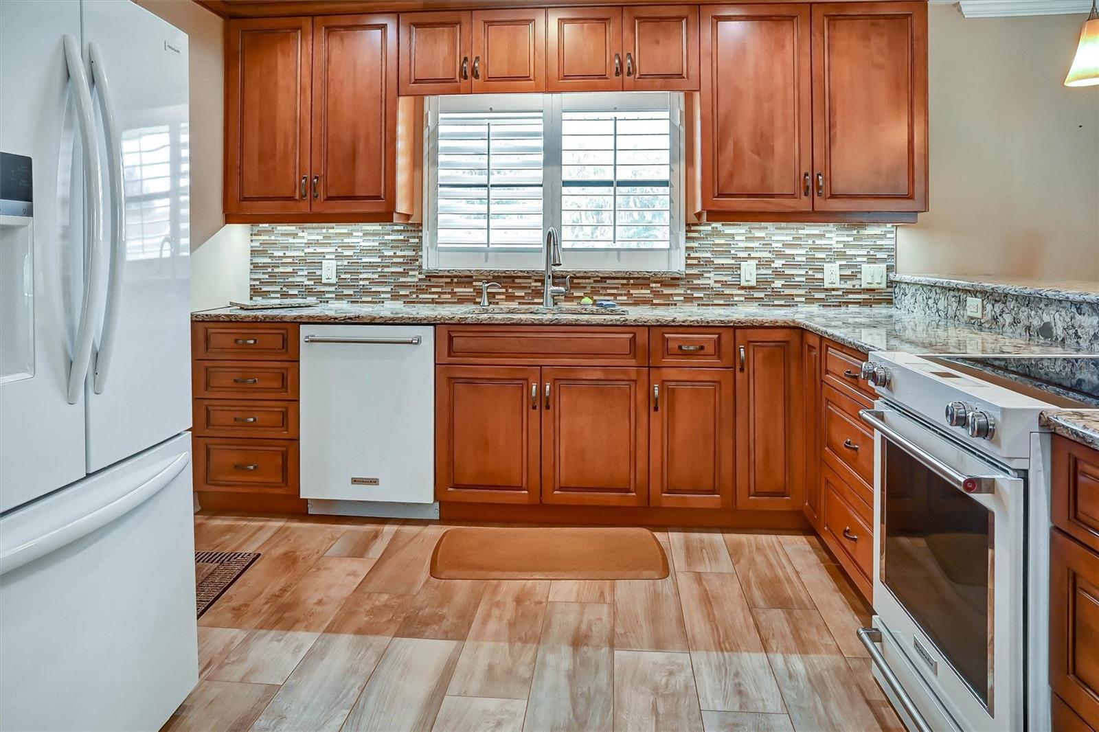 117 HOME PARK RD — photo 12