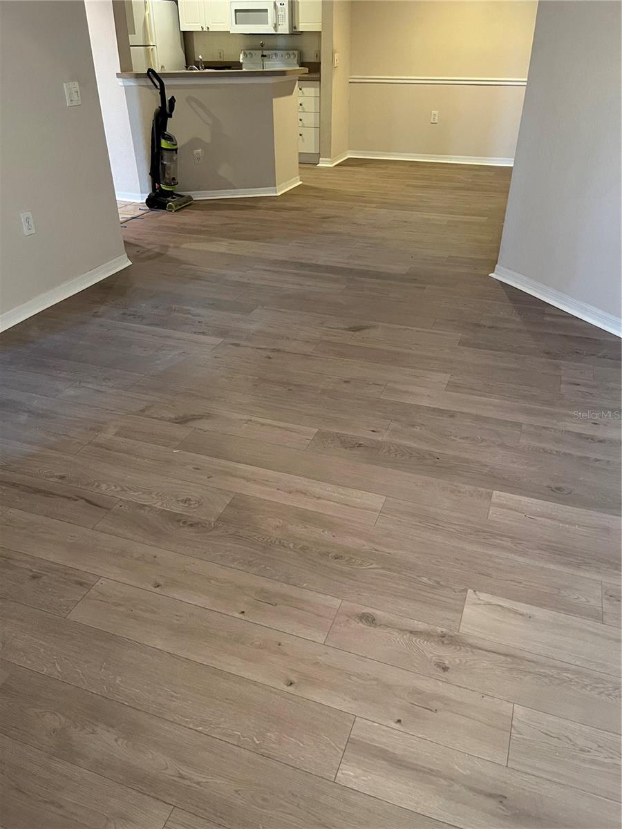 5110 NORTHRIDGE RD #208 — photo 13