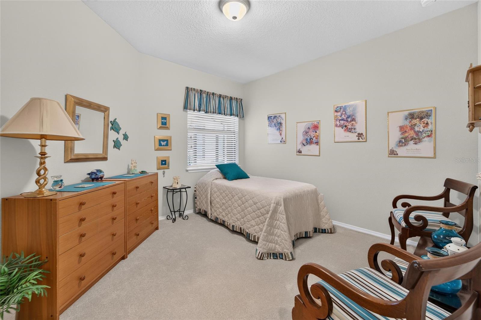 428 SENECA FALLS DR — photo 18
