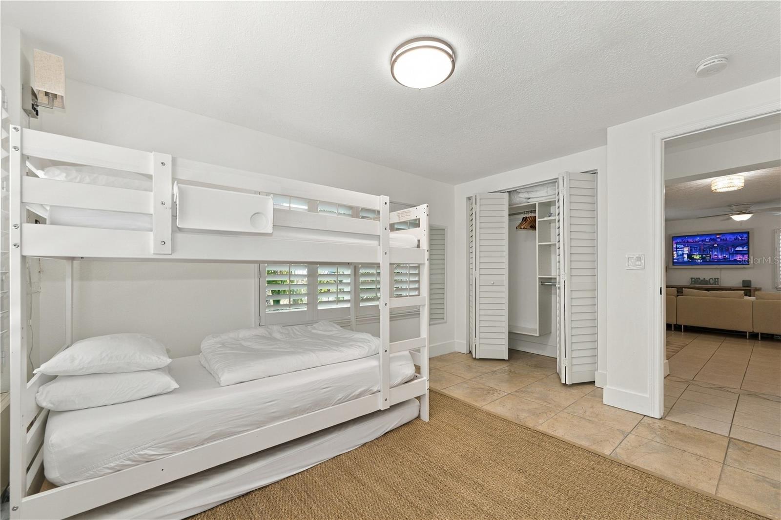 839 FLORIDA AVE — photo 28