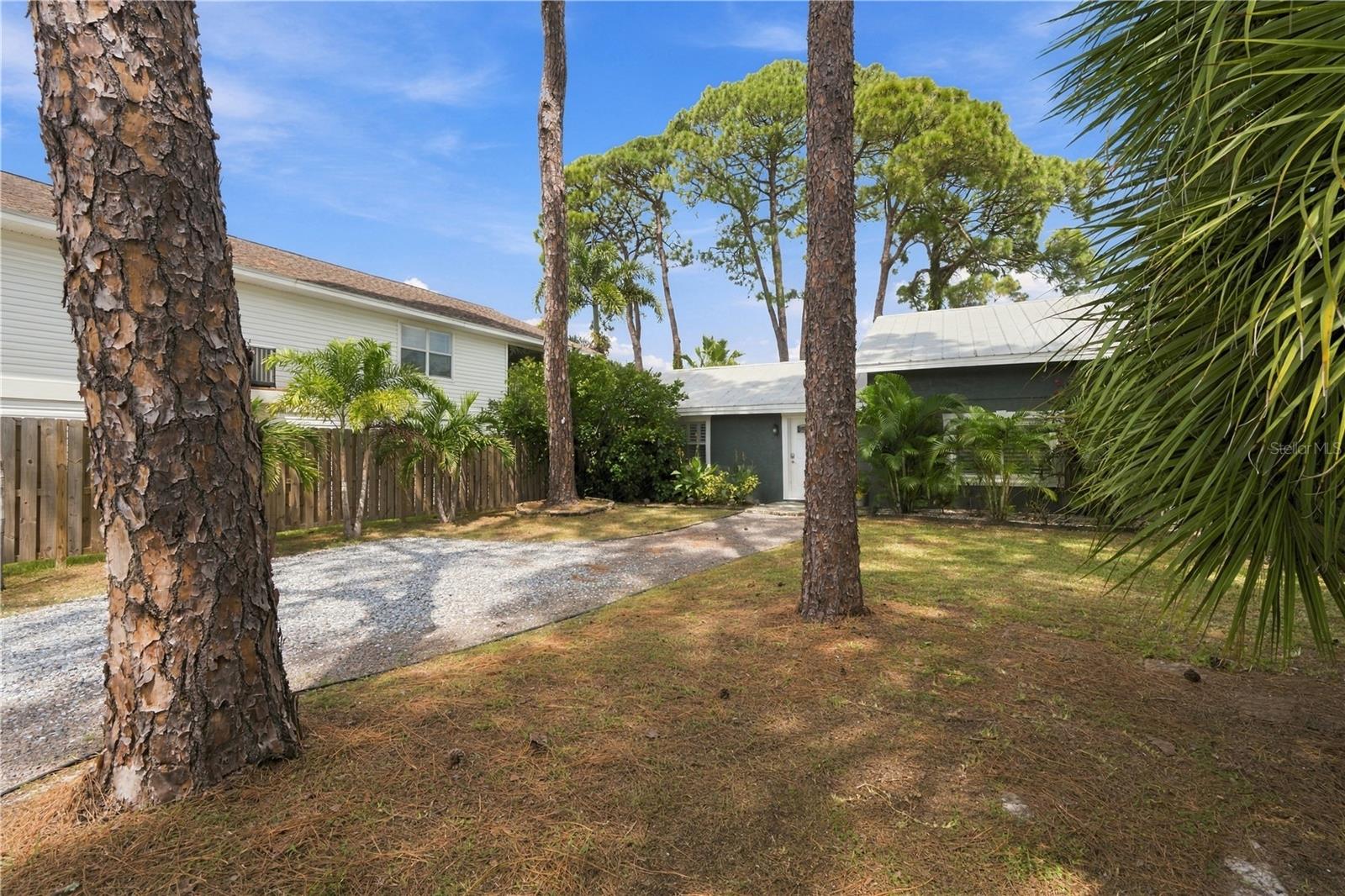 839 FLORIDA AVE — photo 59
