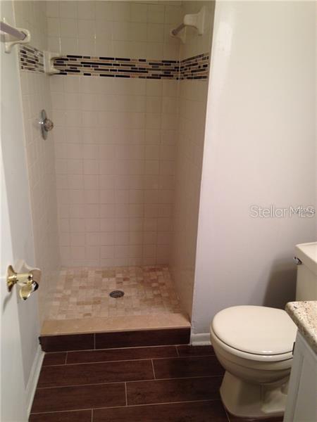 8525 J R MANOR DR — photo 17