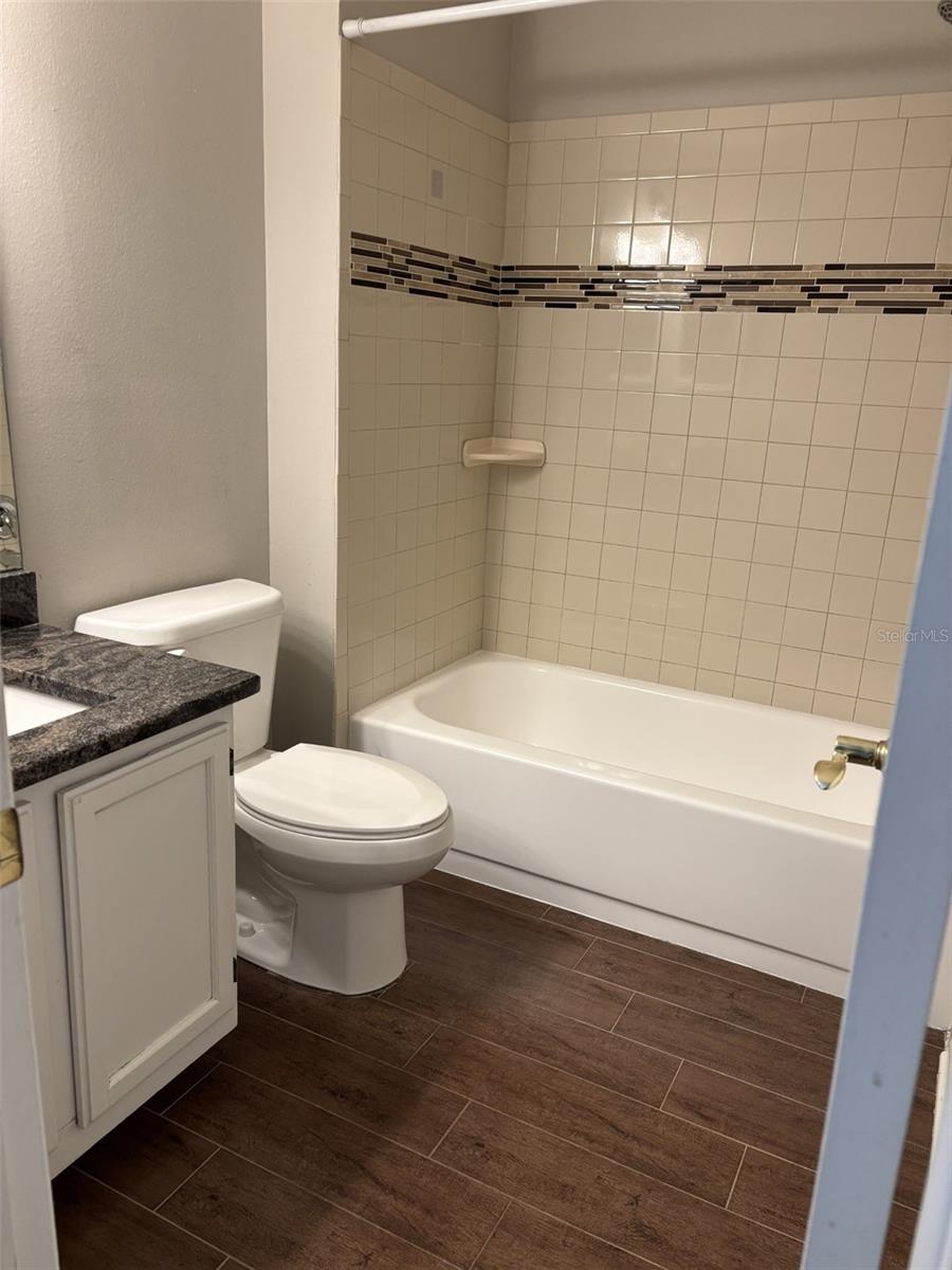 8525 J R MANOR DR — photo 18
