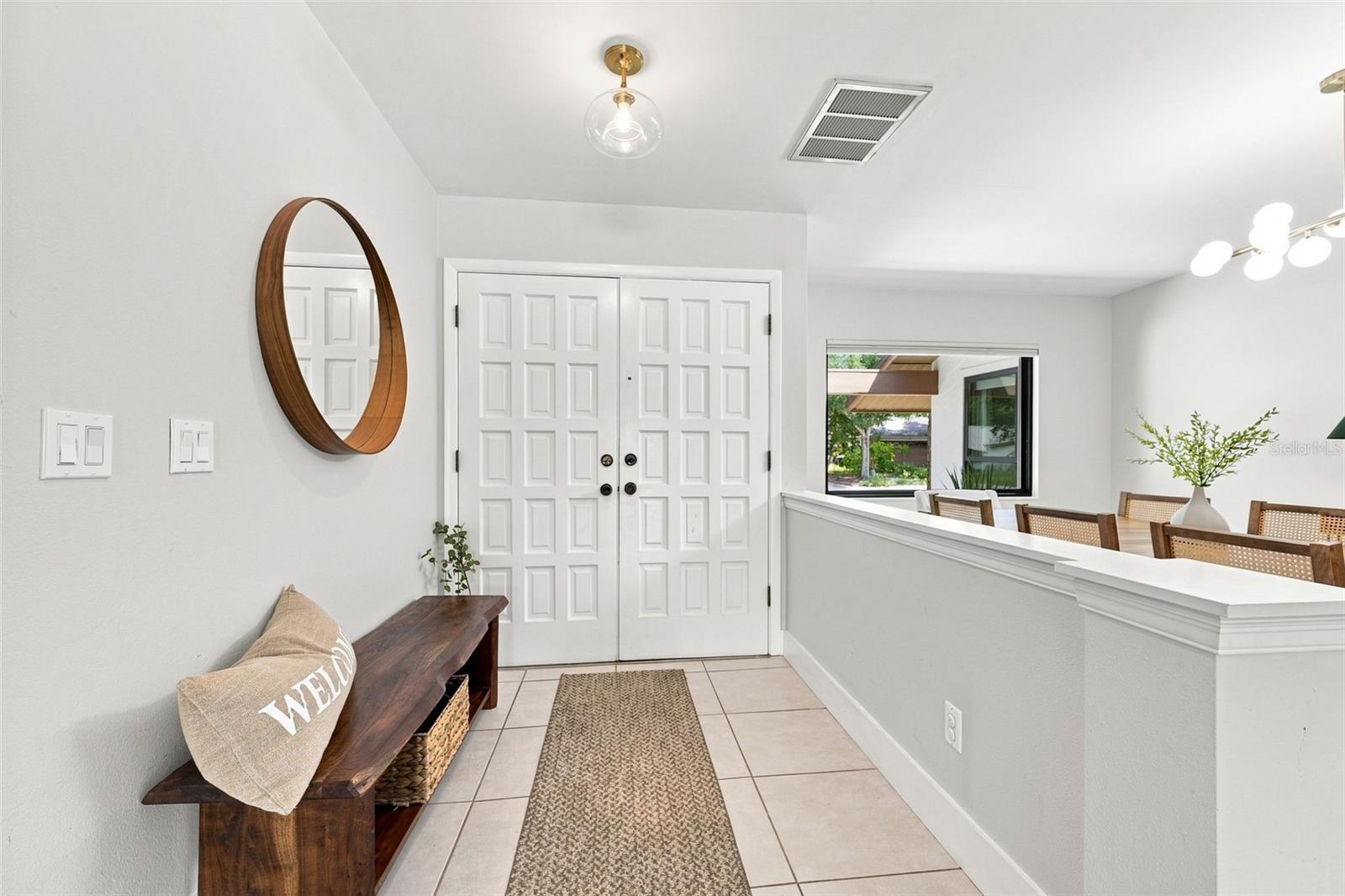 1683 OAK PL — photo 8