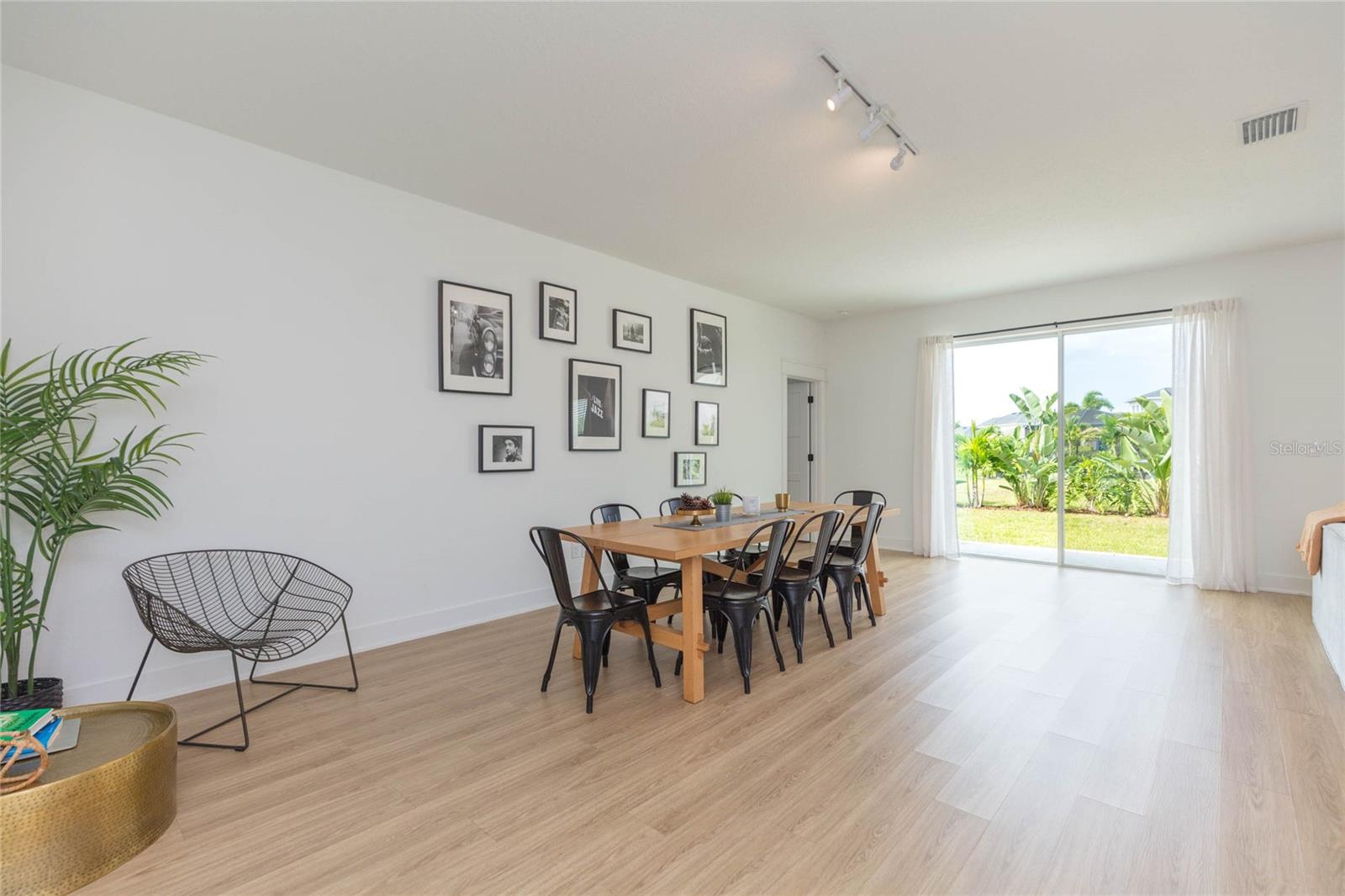 7122 ESTERO CT — photo 9