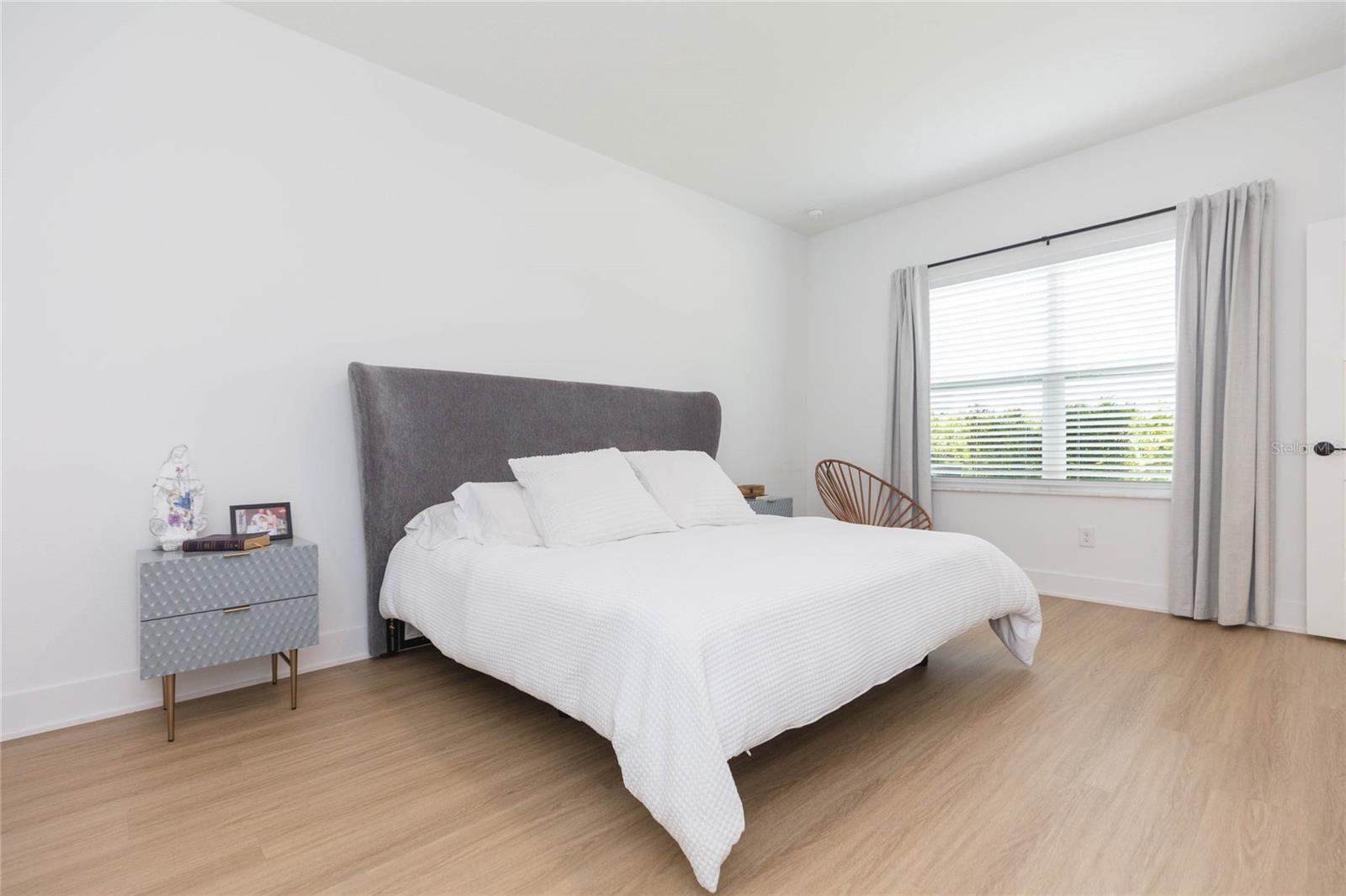 7122 ESTERO CT — photo 33