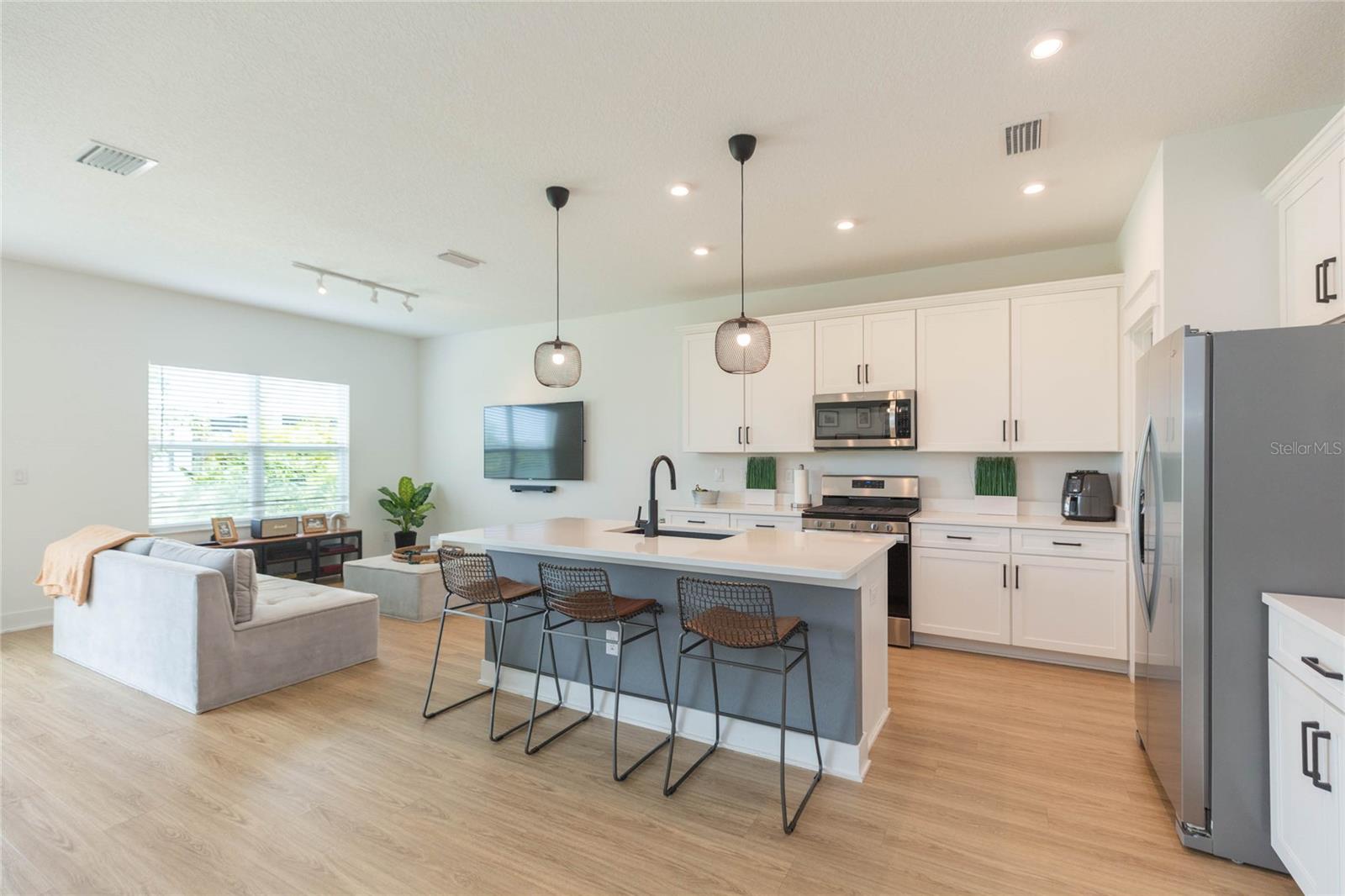 7122 ESTERO CT — photo 16