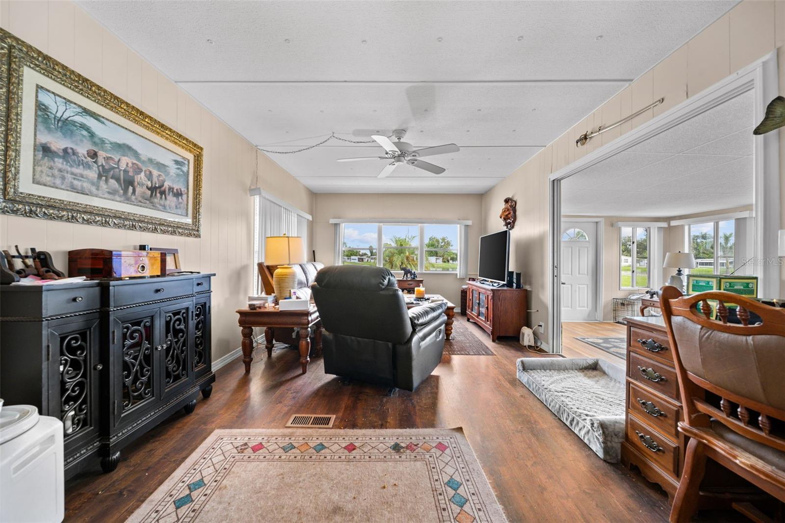 136 LAKEVIEW DR. DR — photo 10