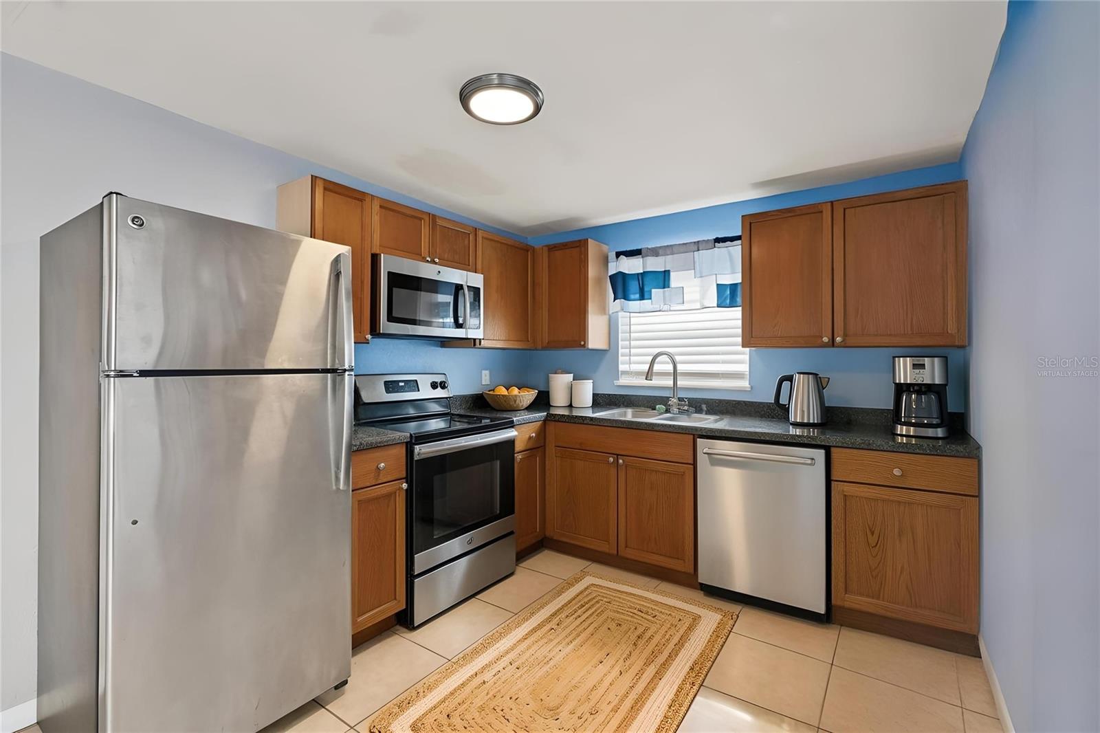 7041 WESTCOTT DR — photo 8